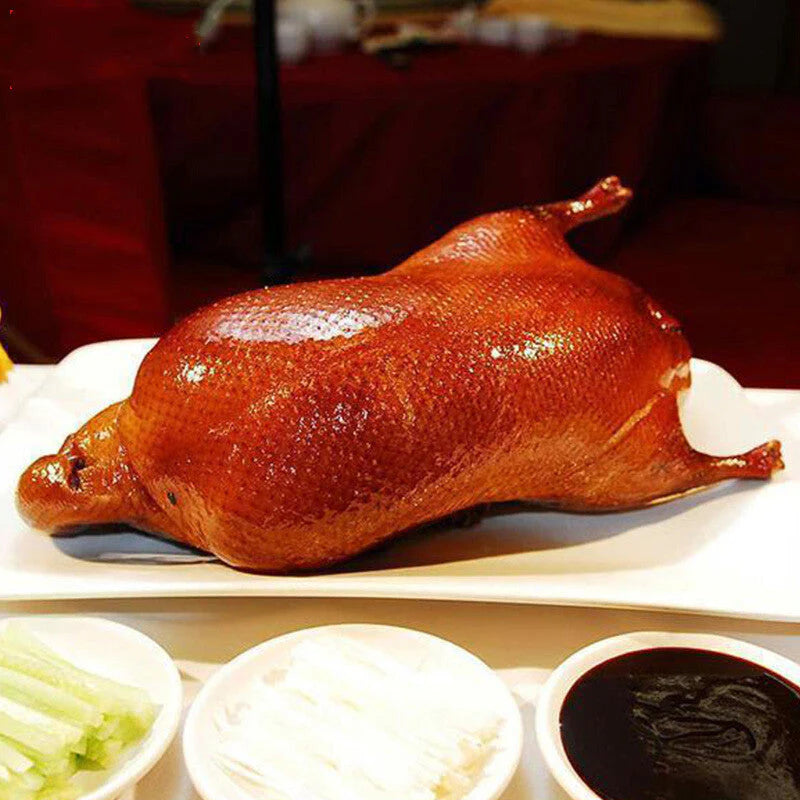 Vịt quay Bắc Kinh đông lạnh ( vịt quay 1 con +tương chấm +20 miếng bánh ) đông lạnh