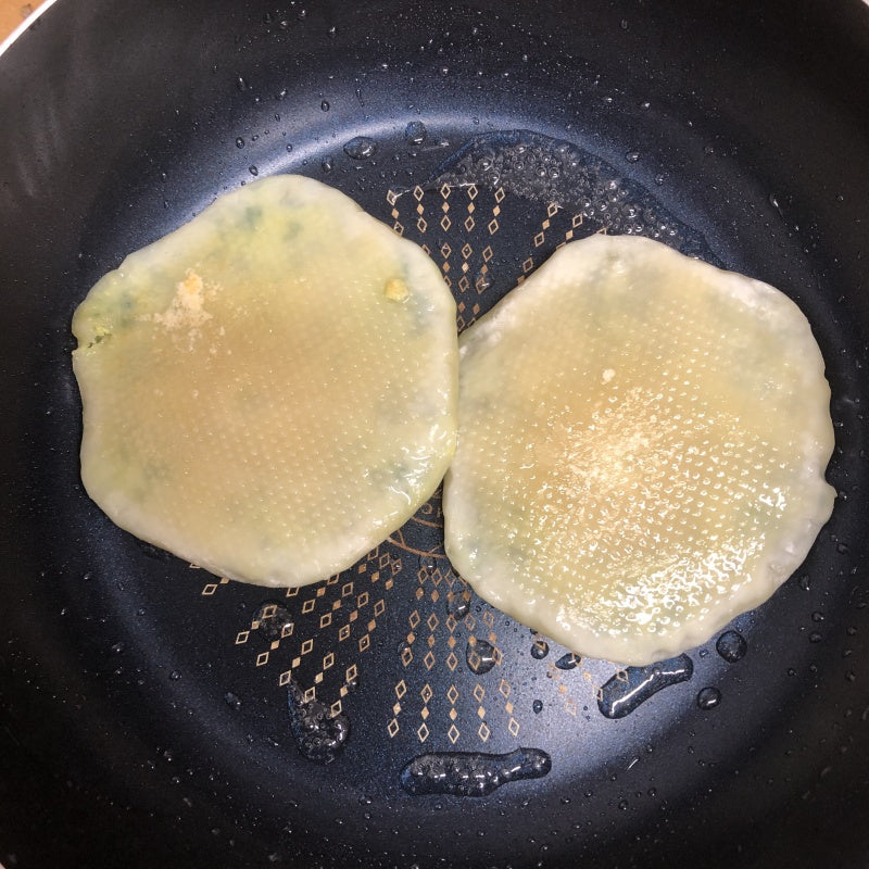 bánh trứng rau hẹ 4 cái