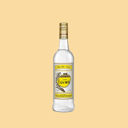 RƯỢU LÚA MỚI VODKA 40% Xuất xứ:Việt Nam 700ML