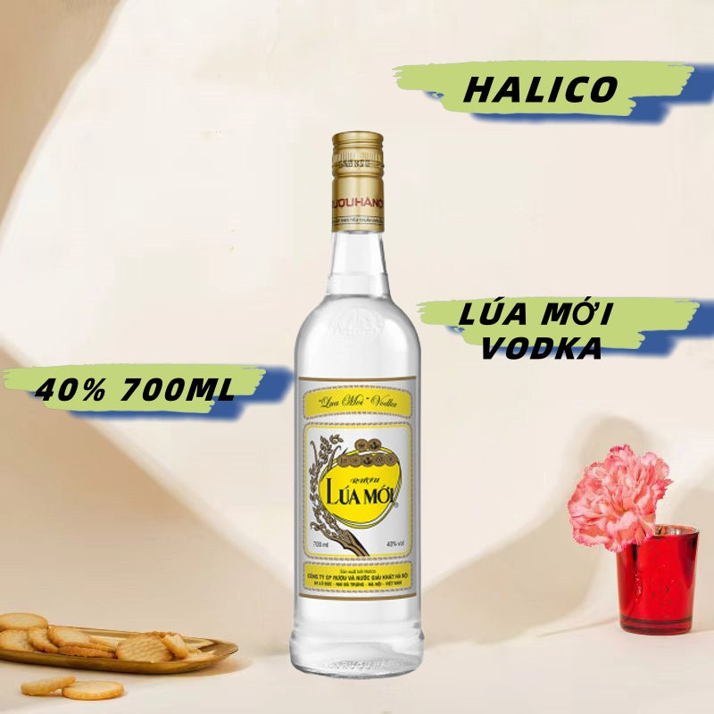 *RƯỢU LÚA MỚI VODKA 40% 700ml ウオッカ ルアモイ