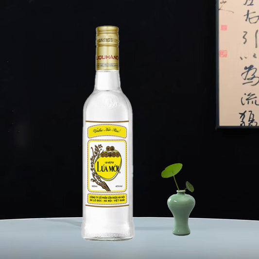 RƯỢU  LÚA MỚI VODKA 45%  Xuất xứ:Việt Nam500ML