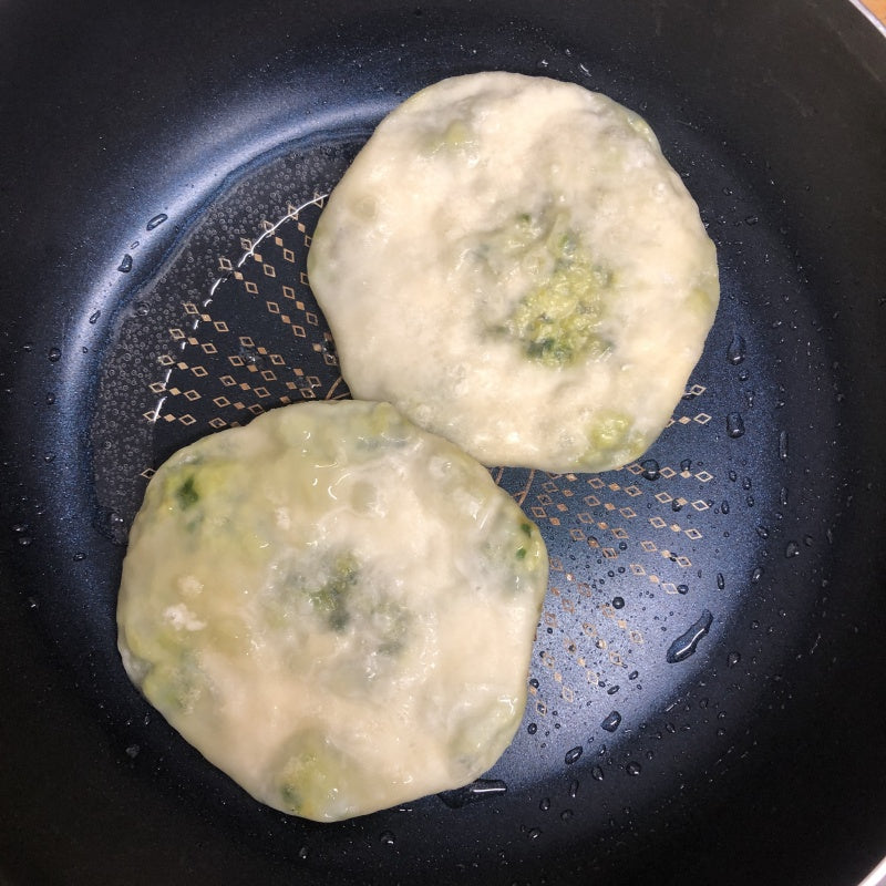 bánh trứng rau hẹ 4 cái